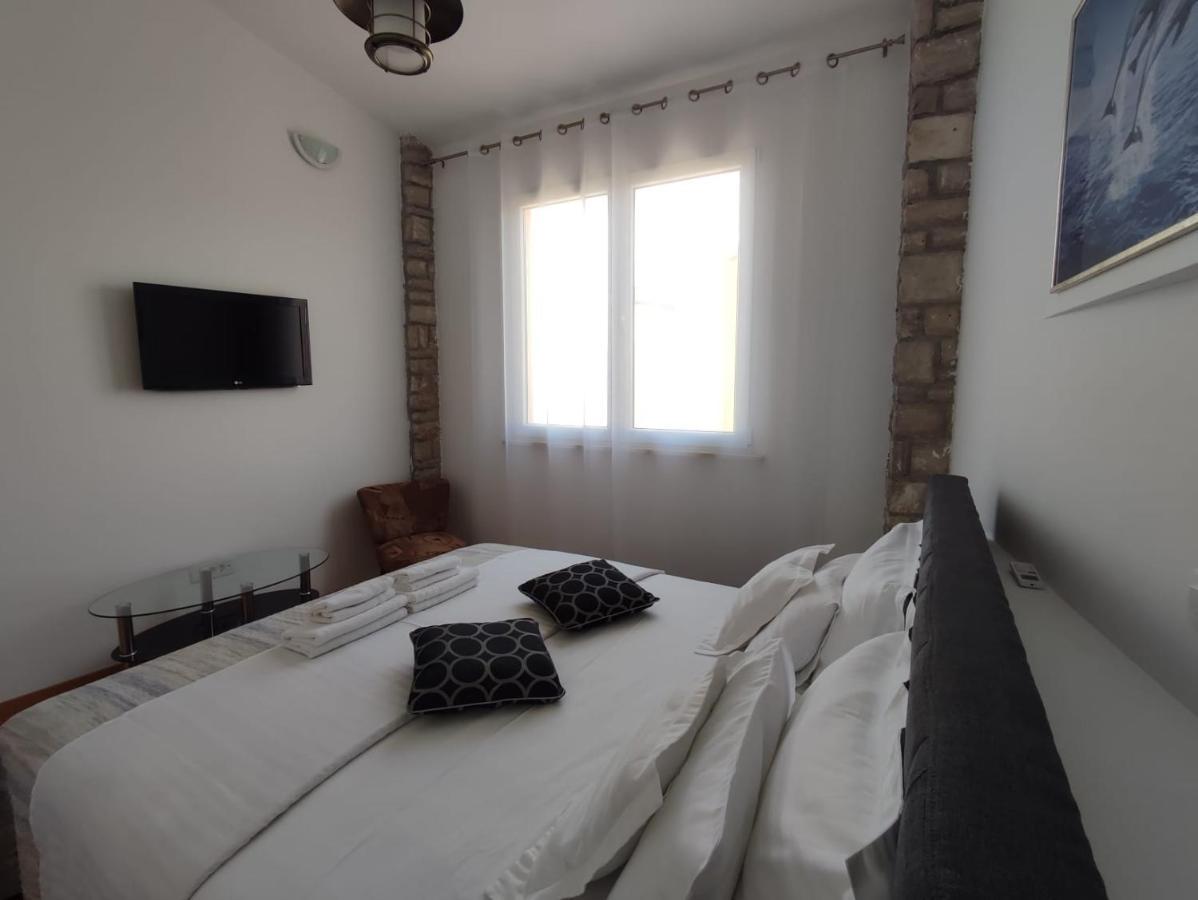 Apartment Sandrica Stomorska Dış mekan fotoğraf
