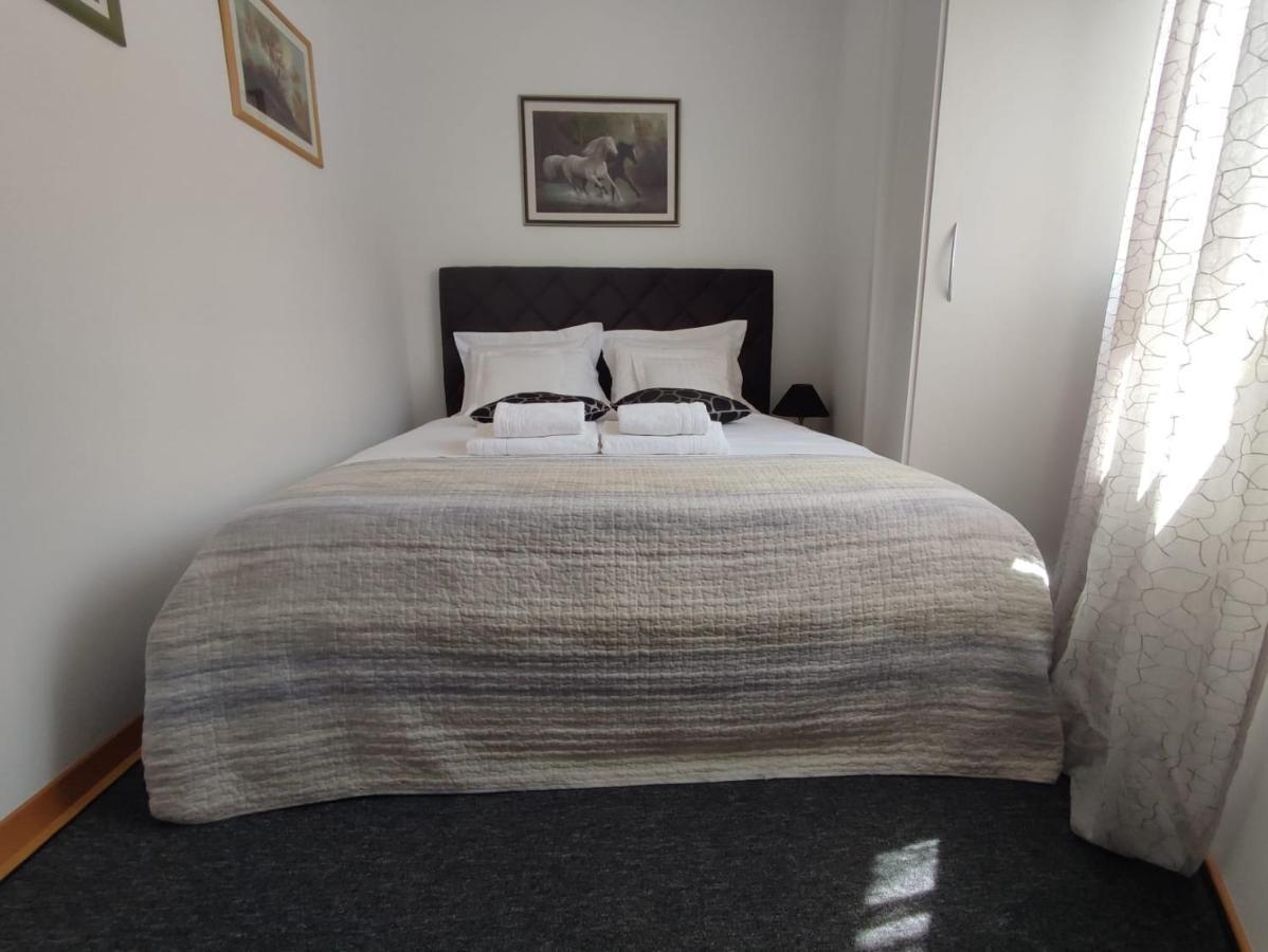 Apartment Sandrica Stomorska Dış mekan fotoğraf