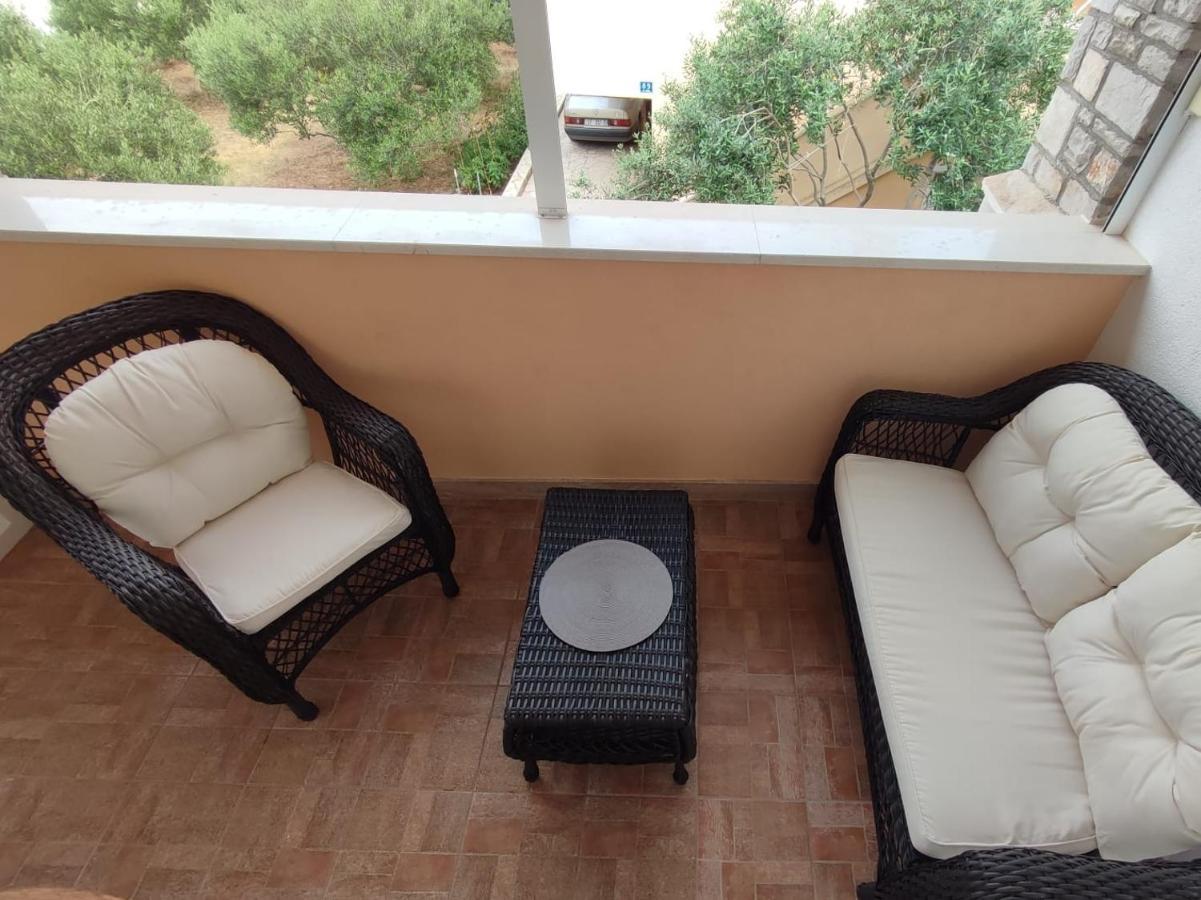 Apartment Sandrica Stomorska Dış mekan fotoğraf