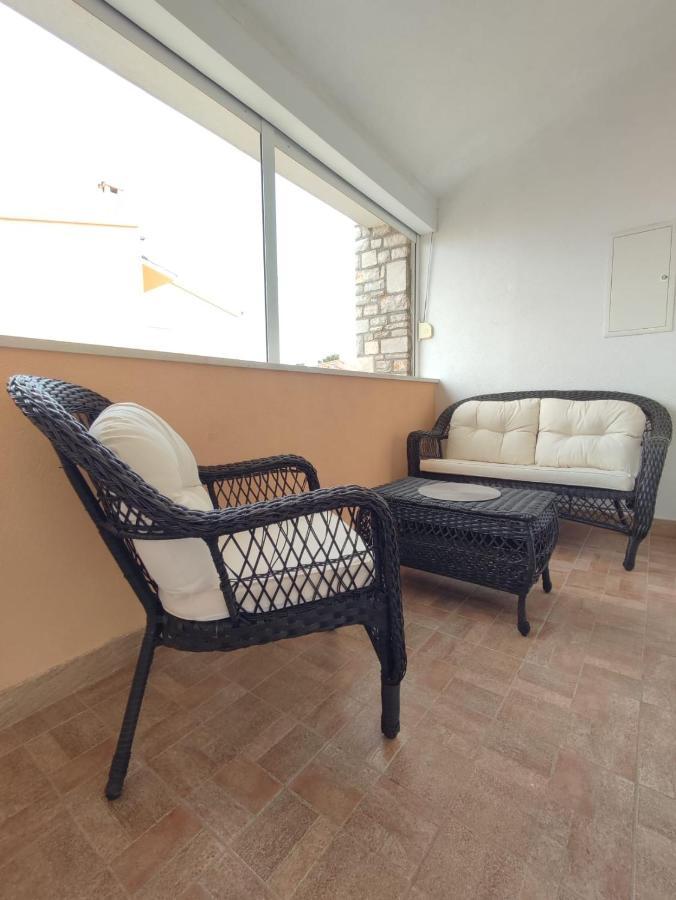 Apartment Sandrica Stomorska Dış mekan fotoğraf